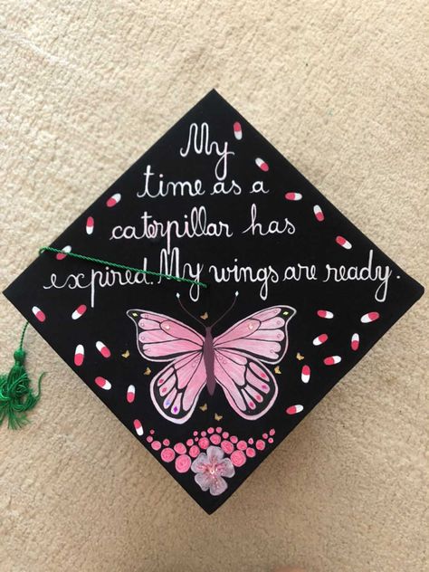 Drake Graduation Cap, Butterfly Graduation Cap, College Grad Cap Ideas, Graduation Cap Decoration Diy, Grad Cap Ideas, Graduation Cap Ideas, Graduation Cap Toppers, Graduation Cap Designs, Grad Caps