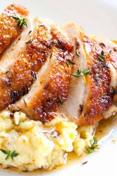 ***********Pan Roast Chicken Breasts Roasted Chicken Breast Recipes, Pan Roasted Chicken Breast, Roasted Chicken Breasts, Pan Roasted Chicken, Resepi Ayam, Thyme Recipes, Dada Ayam, Roasted Chicken Breast, Roast Dinner