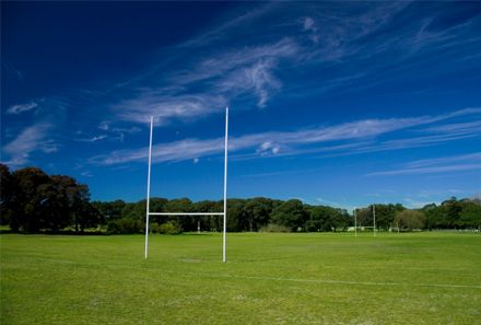 There's nothing compared to a rugby pitch :) Rugby Pitch, Rugby Field, Rugby Balls, Weekend Is Coming, Best Games, Life Insurance, Fun Games, Pretty Pictures, Rugby