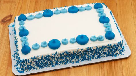 The Fun Ways Shoppers Give Costco Sheets Cakes A Glow Up - Tasting Table Costco Sheet Cake Hack, 9x13 Cake Decorating Ideas, Grocery Store Cake Makeover, Costco Cake Designs, Costco Cake Hack, Sheet Cakes Decorated Birthdays, Costco Sheet Cake, Sheet Cakes Decorated, Costco Cake