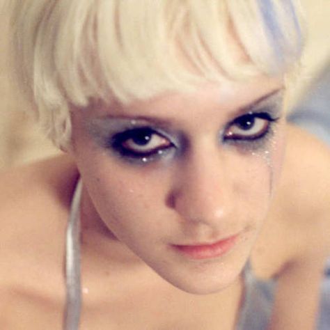 blogging-at-your-funeral: An Oral History of Legendary 90s Rave Emporium Liquid SkyBy William Van Meter/ Chloë Sevigny Michael Alig, 1990 Style, Rave Aesthetic, Liquid Sky, 90s Rave, Chloë Sevigny, Rave Makeup, Rave Girl, Chloe Sevigny