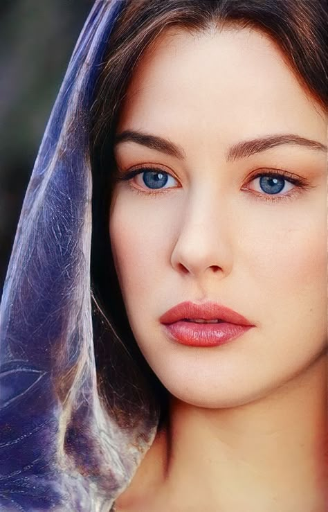 Arwen Makeup Tutorial, Liv Tyler Lord Of The Rings, Lotr Makeup, Liv Tyler Lotr, Lord Of The Rings Makeup, Arwen Makeup, Eowyn Art, Arwen Fanart, Arwen Aesthetic