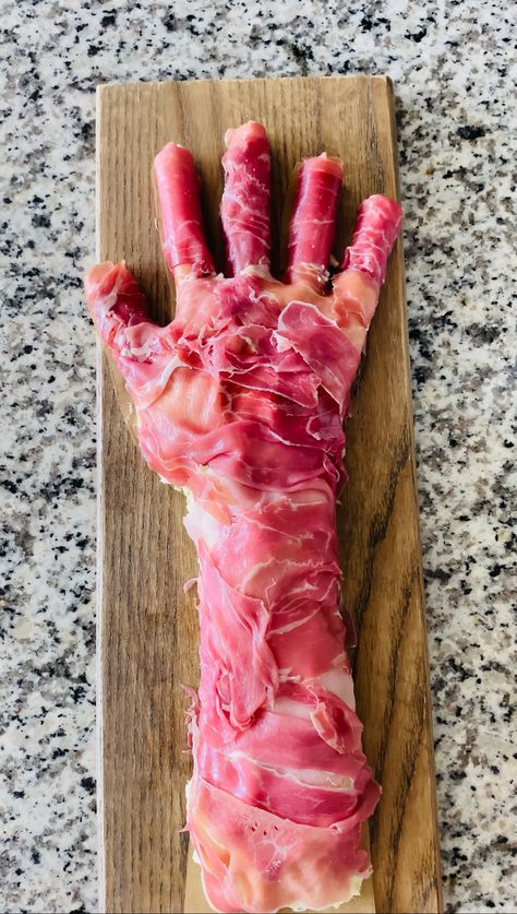 Halloween Cheese Ball Hand Halloween Witch Finger Food, Halloween Snack Charcuterie Board Ideas, Gross Halloween Party Food, Halloween Meat And Cheese Hand, Edible Hand Halloween, Cheese Hand Halloween, Halloween Hand Cheese Board, Procuitto Hand Halloween, Spooky Themed Appetizers