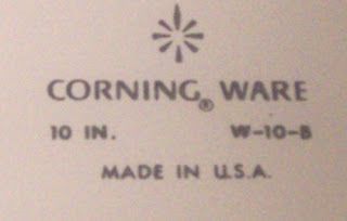 CorningWare 411: Corning Ware Marks and Mayhem - General Dating of Corning Ware Back Stamps Corningware Vintage, Porcelain Marks, Chicken Shed, Vintage Corningware, Buffet Servers, Pyrex Patterns, Microwave Cookware, Glassware Vintage, Aluminium Cladding