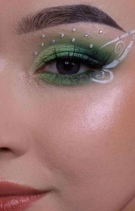 Aesthetic Makeup Colorful, Fairy Wings Eye Makeup, Butterfly Aesthetic Makeup, Earth Fairy Makeup Looks, Fairy Eye Makeup Looks, Plant Themed Makeup, Fairy Theme Makeup, Spring Aesthetic Makeup, Portals Tour Makeup Ideas