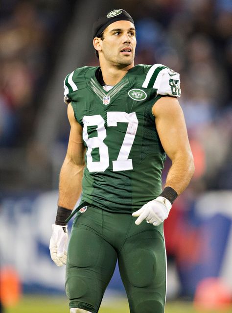 Eric Decker, New York Jets, Quarterback Jets Football, Eric Decker, American Football League, Ny Jets, Nfl Football Players, American Football Players, Football Boys, Nfl Players, Sport Man