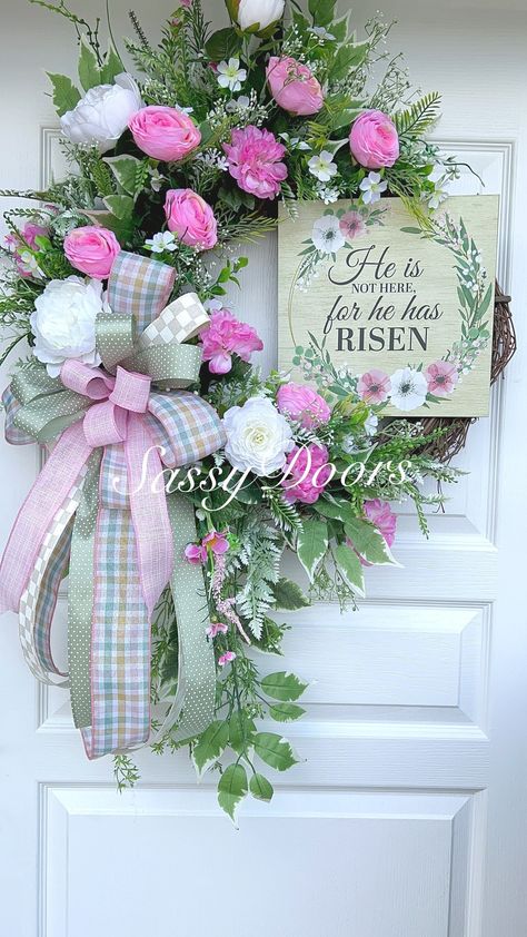 Easter Grapevine Wreath, Easter Front Door Wreath, Easter Porch Decor, Easter Front Door, Wreath Inspiration, Easter Door Wreaths, Easter Flower Arrangements, Church Easter Decorations, Spring Floral Wreath