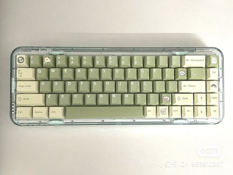 Beige Mechanical Keyboard, Aesthetic Mechanical Keyboard, Keyboard Laptop Aesthetic, Custom Keyboard Aesthetic, Creamy Keyboard, Gaming Keyboard Aesthetic, Mechanical Keyboard Aesthetic, Keyboards Aesthetic, Cute Keyboards