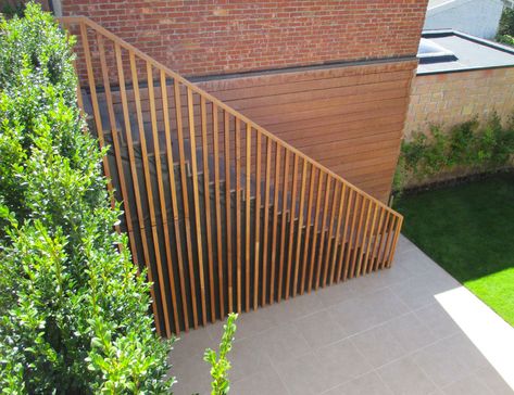 Balcony Stairs Outdoor, Outside Stairs Design, Oregon Beach House, Stairs Wood, Outside Stairs, Staircase Outdoor, Timber Stair, External Staircase, Staircase Design Modern