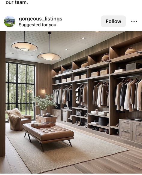 Model Dream, Black Modern Farmhouse, House Lifestyle, Dressing Room Closet, Walking Closet, Designer House, Dream Closet Design, Walk In Closet Design, Closet Design Layout