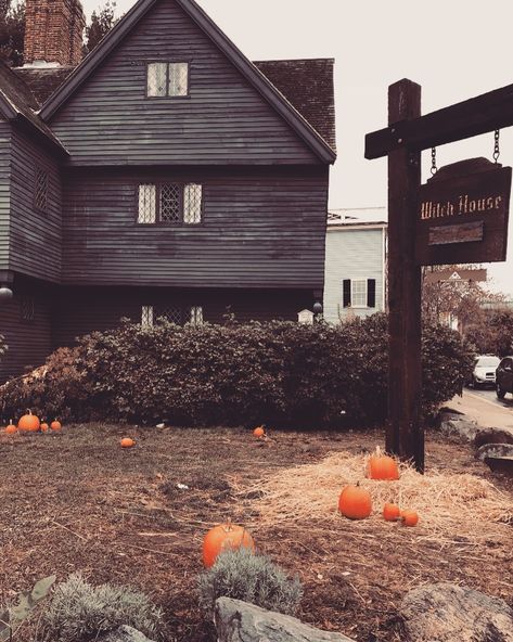 Witch House Salem, Salem Aesthetic, Salem Witch House, New England Home, Fall Mood Board, Fall Mood, House Aesthetic, Salem Massachusetts, Salem Ma