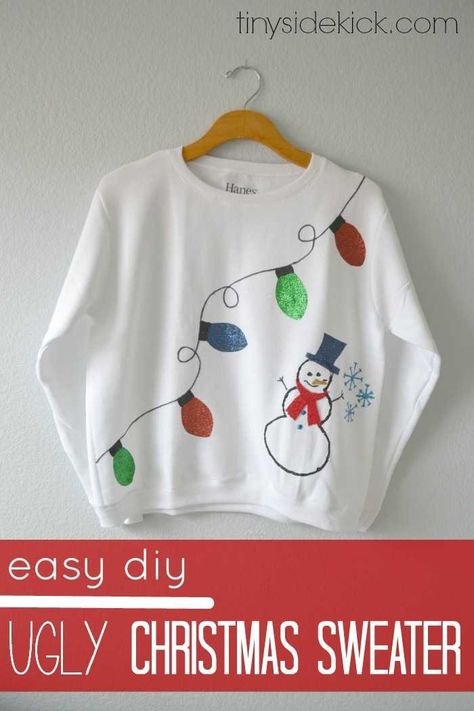 Create your own ugly Christmas sweater with this fun easy throwback to grade school fashion! #uglysweater via @heytherehome.com via @heytherehome Easy Ugly Christmas Sweater, Diy Christmas Outfit, Diy Christmas Shirts, Diy Christmas Sweater, Ugly Sweater Diy, Diy Ugly Christmas Sweater, Tacky Christmas Sweater, Ugly Holiday Sweater, Tacky Christmas