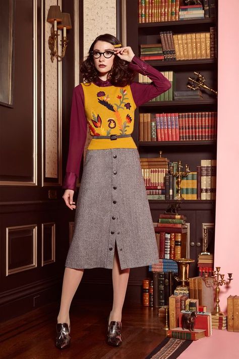 Space Librarian Witch Inspo Album - Album on Imgur Librarian Clothes, Librarian Chic Outfits, Librarian Costume, Librarian Style, Veronique Branquinho, Librarian Chic, Pre Fall 2016, Fall Fashion 2016, Look Vintage