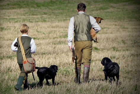 Mens English Country Fashion, English Hunting Aesthetic, British Hunting Fashion, Tweed Hunting Jacket, Classic Wool Hunting Outerwear, Eton College, Burlington Arcade, English Gentleman, British Gentleman