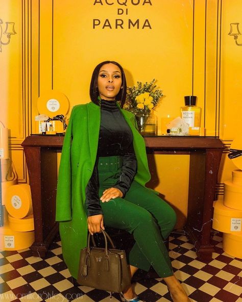 Kefiloe Mabote, Gucci Outfits Women, Kefilwe Mabote, Corporate Outfit, Fashion Modelling, Colourful Clothes, Socialite Style, Green Outfits, Monochromatic Fashion