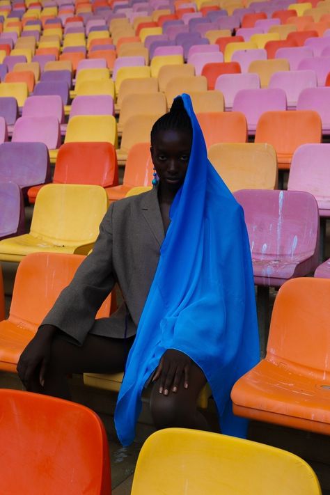 Viviane Sassen, 심플한 그림, Photography Styles, Photographie Portrait Inspiration, Black Photography, Paris Mode, Inspo Pics, Fashion Photography Inspiration, Foto Poses