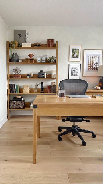 Article on Instagram: "The best present is your presence, but a cushy home office is a close second. Save this post for workspace refresh inspo. Video by @thekwendyhome #OurArticle #Office #OfficeDesign #OfficeDecor #HomeDesign #HomeStyle" Cozy Mid Century Modern, Modern Home Offices, Modern Workspace, Article Furniture, Mid Century Modern Desk, Cozy Office, Modern Desks, Small Home Offices, Contemporary Mid Century