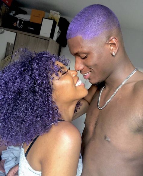 Black Couples on Twitter: "The cutest 💜… " Couples With Matching Dyed Hair, Couple Dyed Hair, Couples Matching Hair Color, Couples Matching Hair Dye, Matching Couple Hair Color, Purple Natural Hair, Boyfriend Hair, Hair Color Options, Hair Color Streaks