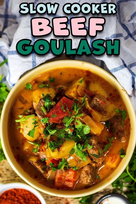 A bowl of beef goulash with a text overlay title. Beef Goulash Slow Cooker, Beef Goulash Recipes, Goulash Slow Cooker, Slow Cooker Oats, Slow Cooker Burrito, Curry Slow Cooker, Curry Salad, Slow Cooker Beef Recipes, Comfort Food Dinners