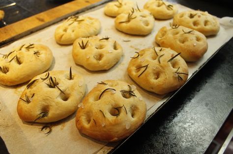 Focaccia Buns, Fish Risotto, Soup Meals, Make Focaccia, Savoury Baking, Bun Recipe, Dough Balls, Bakery Bread, Artisan Bread