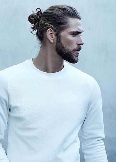 Man With Long Hair, Man Bun Hairstyles, Undercut Long Hair, Mens Hairstyles Thick Hair, Men's Long Hairstyles, Cool Hairstyles For Men, Man Bun, Undercut Hairstyles, Long Hair Styles Men