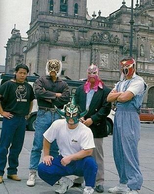 Pink Elephants On Parade, Japanese Wrestling, Mexican Fashion, Mexico Style, Aesthetic People, Model Face, Arte Inspo, Mexican Culture, Body Poses