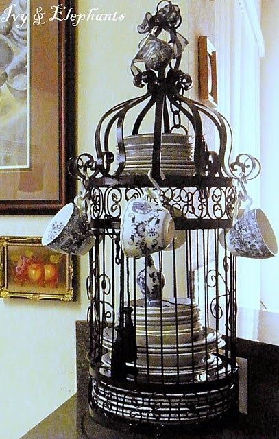 Dumpster Diving, Bird Cage Decor, Birdcages, Diy Upcycling, Chic Cottage, Bird Cages, Vintage Birds, Bird Cage, Chic Decor