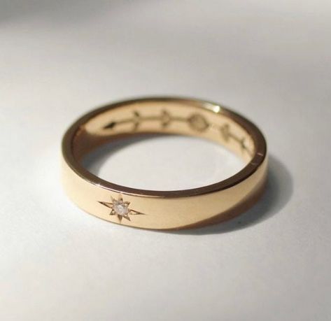 Moon Engraving, Shark Teeth Jewelry, Tiny Diamond Ring, Moon Phase Ring, Engraving Ring, Ring Moon, Brilliant Cut Diamond Ring, Crescent Moon Ring, Top Games