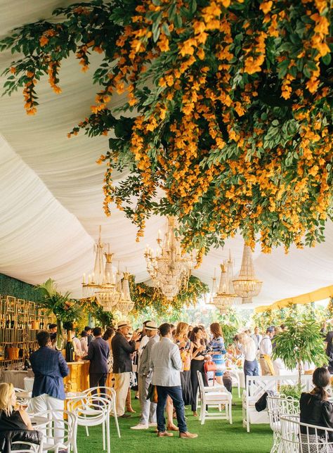 Polo Classic Theme Party, Veuve Clicquot Party Decor, Veuve Clicquot Aesthetic, Veuve Clicquot Party, Masquerade Centerpieces, Veuve Cliquot, Veuve Clicquot Polo Classic, Veuve Clicquot Champagne, Ikebana Flower