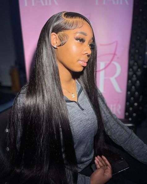 Lace Wigs Styles, Deep Side Part, Black Hair Wigs, Hair Frontal, Frontal Wig Hairstyles, Side Part Hairstyles, Quick Weave Hairstyles, Quick Braided Hairstyles, Side Hairstyles