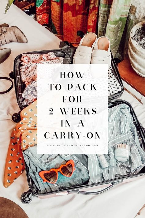 Pack For 2 Weeks, Suitcase Packing Tips, Travel Luggage Organization, Carry On Packing Tips, Packing For Europe, Carry On Packing, Packing Luggage, Travel Capsule Wardrobe, Travel Capsule