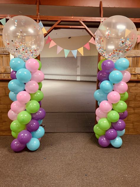 Birthday Plan Ideas, Party Design Ideas, Parade Ideas, Birthday Planning, Balloon Columns, Social Butterfly, Balloon Art, Party Design, Party Balloons