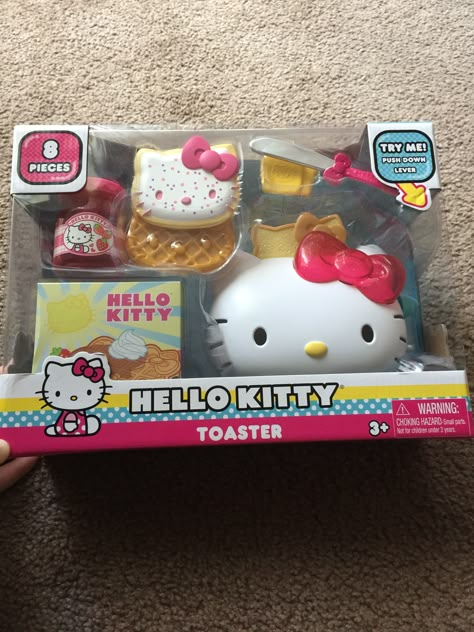 Hello Kitty Birthday Present, Sanrio Stuff To Buy, Hello Kitty Things To Buy, Hello Kitty Tv, Hello Kitty Cosas, Hello Kitty Toaster, Evoluzioni Eevee, Kue Macaroon, Sanrio Toys