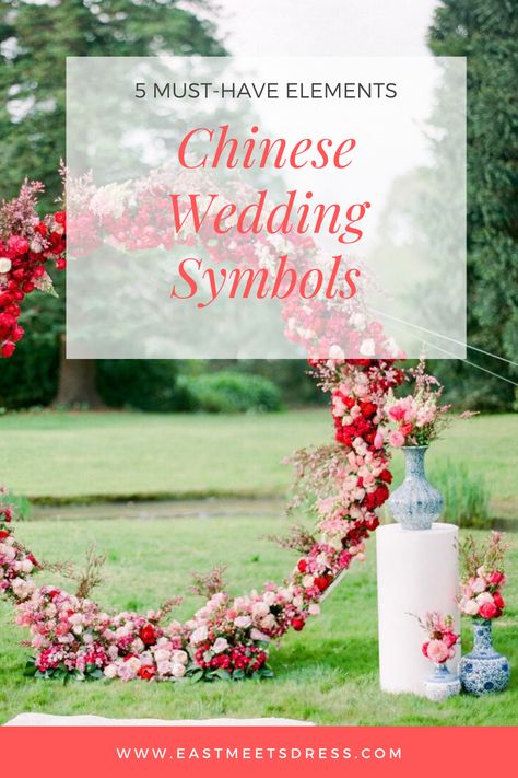 Chinese Wedding Traditions, Wedding Program Examples, Multicultural Night, Chinese Style Wedding Dress, Chinese Wedding Favors, Carnation Wedding, Modern Chinese Wedding, Double Happiness Wedding, Chinese Wedding Decor