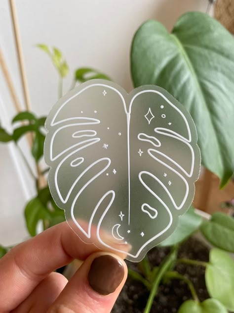 Plant Mom Tattoo, Sticker Shop Display, Cricut Stickers Vinyl, Monstera Leaf Illustration, Monstera Plant Illustration, Cricut Stickers Ideas, Plant Lover Tattoo, Vinyl Stickers Cricut, Cricut Vinyl Stickers