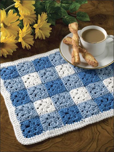 Cute Crochet Placemats, Gingham Desk Mat Crochet, Table Mats Crochet, Placemats Crochet Patterns, Crochet Table Mats Square, Place Mats Crochet, Crochet Dining Table Mat, Crochet Dinner Mats, Granny Square Placemat