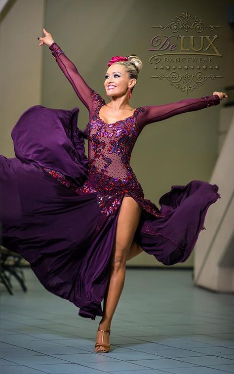 American Smooth Dress, Smooth Ballroom Dress, Smooth Dance Dresses, Ballroom Dress Inspiration, Ballroom Dance Competition Dress, Ballroom Fashion, Smooth Dance, Dance Competition Dress, Contemporary Dance Costumes