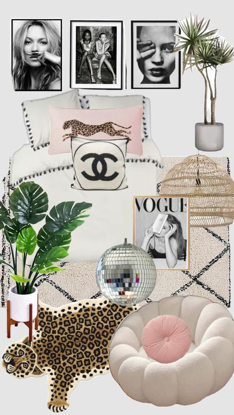 Vogue Room Ideas, Vouge Aesthetic Room Decor, Vouge Room Ideas, Fashion Themed Bedroom, Vogue Bedroom Ideas, Vogue Room Aesthetic, Chanel Aesthetic Room, Fashion Bedroom Ideas, Vogue Aesthetic Bedroom