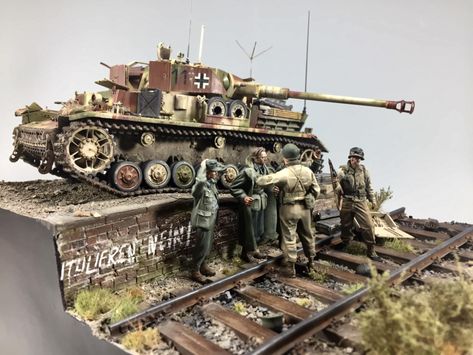 Ww2 Diorama, Company Of Heroes, Scale Model Building, Panzer Iv, Modeling Techniques, Scale Model Kits, Model Tanks, Ww2 Tanks, Model Cars Kits