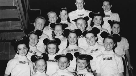 Not every Mouseketeer retained their cherubic image after leaving The Mickey Mouse Club. Here are tragic details about the original Mickey Mouse Club cast. Original Mickey Mouse Club, Captain Kangaroo, Original Mickey Mouse, Annette Funicello, Human Remains, Vintage Television, Mickey Mouse Club, Old Tv Shows, Child Actors