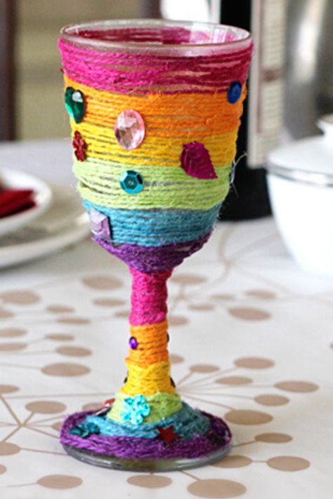 10 Fun & Easy Passover Crafts to make with kids like this Decorative Elijah's Cup. This and other great DIY ideas to beautify your Seder table are listed here. #Passover #Pesach #ElijahsCup #PassoverCraft #Kids #DIY Shabbat Crafts, Pesach Crafts, Passover Crafts For Kids, Passover Art, Passover Activities, Passover Ideas, Passover Crafts, Passover Decorations, Jewish Crafts