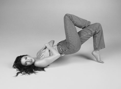 Calvin Klein Modeling, Calvin Klein Photoshoot Ideas, Kendall Jenner Calvin Klein, Calvin Klein Kendall, Calvin Klein Shoot, Calvin Klein Aesthetic, Calvin Klein Ads, Kendall Jenner Photoshoot, Calvin Klein Campaign