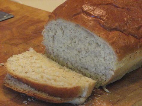 Amish White Bread Recipe - Genius Kitchen Dill Bread Recipe, Amish Oatmeal, Honey Oatmeal Bread, Dill Bread, Amish White Bread, Pesto Bread, Easy Zucchini Bread, Wheat Bread Recipe, Knead Bread Recipe