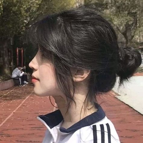 Korean Nose Job, Korean Short Haircut, Korean Long Hair, Haircut Tip, Korean Haircut, Side Hairstyles, Video Free, Nose Job, Side Profile