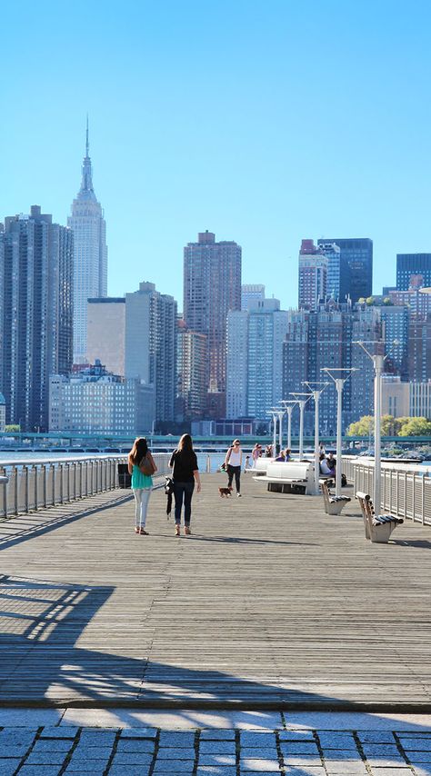 Gantry Plaza State Park, New York Gantry Plaza State Park, Photo New York, Voyage New York, A Globe, Ellis Island, Skyline View, Ny City, Dream City, New York Travel