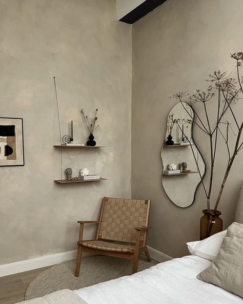 Esthetician Room Decor, Esthetics Room, Spa Room Decor, Esthetician Room, Loft Interior, Salon Interior Design, Spa Room, Paint Colour, Home Design Living Room