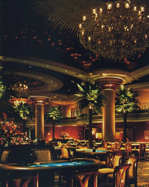 The Main Casino inside The Desert Inn shortly before KABOOM!! The Casino Movie, Las Vegas Mood Board, Luxury Casino Interior, Tema Vegas, Heist Aesthetic, Sushi Tattoo, 007 Casino Royale, Disco Bar, Old Vegas