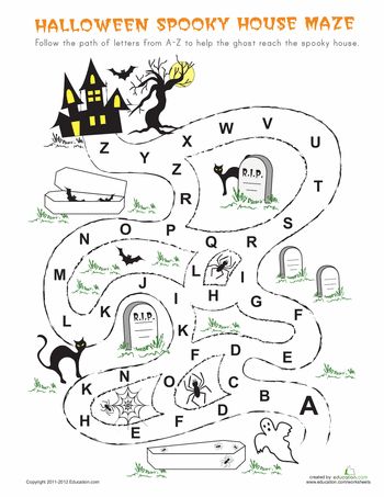 Worksheets: Halloween Maze       Kinders    1st grade Halloween Worksheets Free, Halloween Literacy, Kindergarten Halloween, Halloween Maze, Maze Worksheet, Halloween Reading, Halloween Kindergarten, Halloween Worksheets, Worksheets Kindergarten