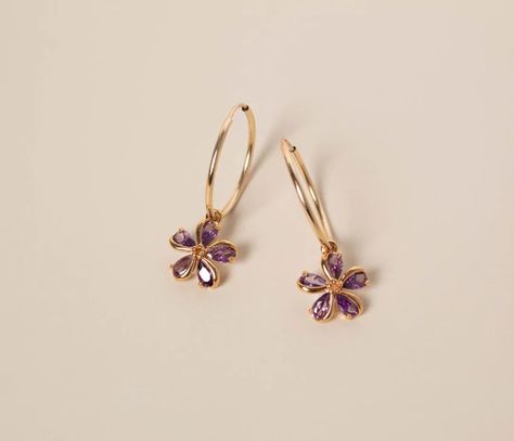 Small Earrings Gold, Gold Earrings Models, Modern Gold Jewelry, Pretty Jewelry Necklaces, Classy Jewelry, Fancy Jewellery, Gold Earrings Designs, Jewelry Lookbook, Fancy Jewelry