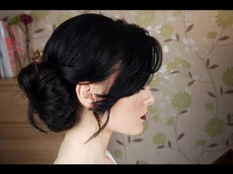 Messy Side Bun Hair Tutorial Bun Black Hair, Bow Buns, Side Bun Wedding, Low Side Bun, Messy Side Bun, Side Ponytails, Side Bun Hairstyles, Messy Bun With Braid, French Twist Updo